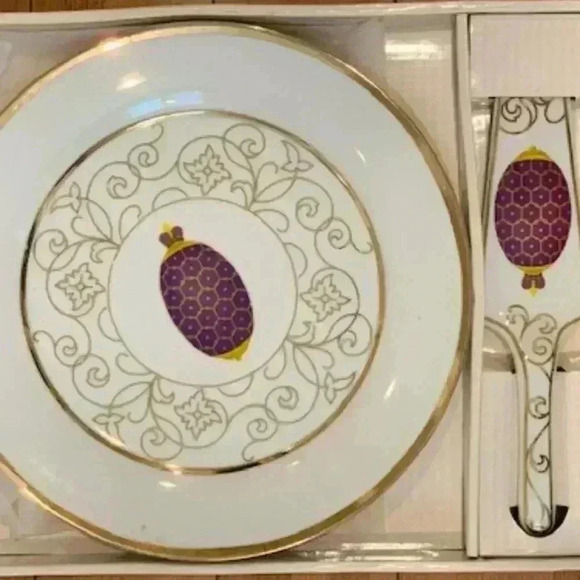 Porcelain Egg Cake Plate & Server  NWT - Picture 1 of 11